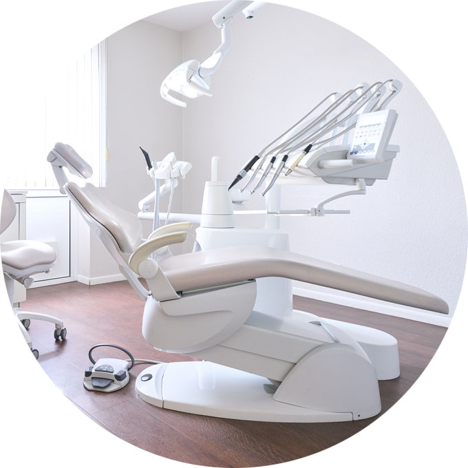 Behandlungsraum der Zahnarztpraxis in Walsum